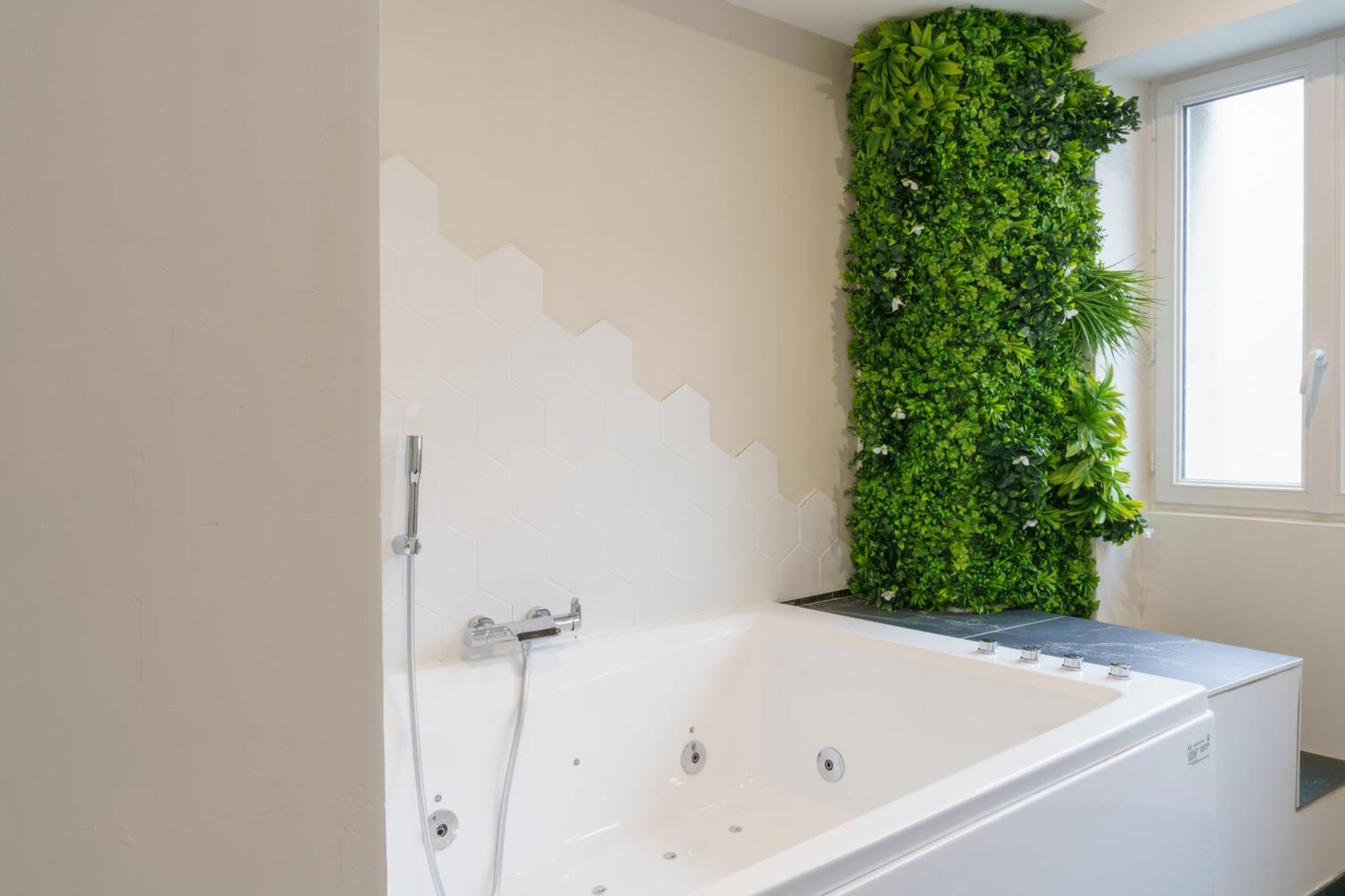 L'Evasion Amboise, Sauna Jacuzzi Екстер'єр фото
