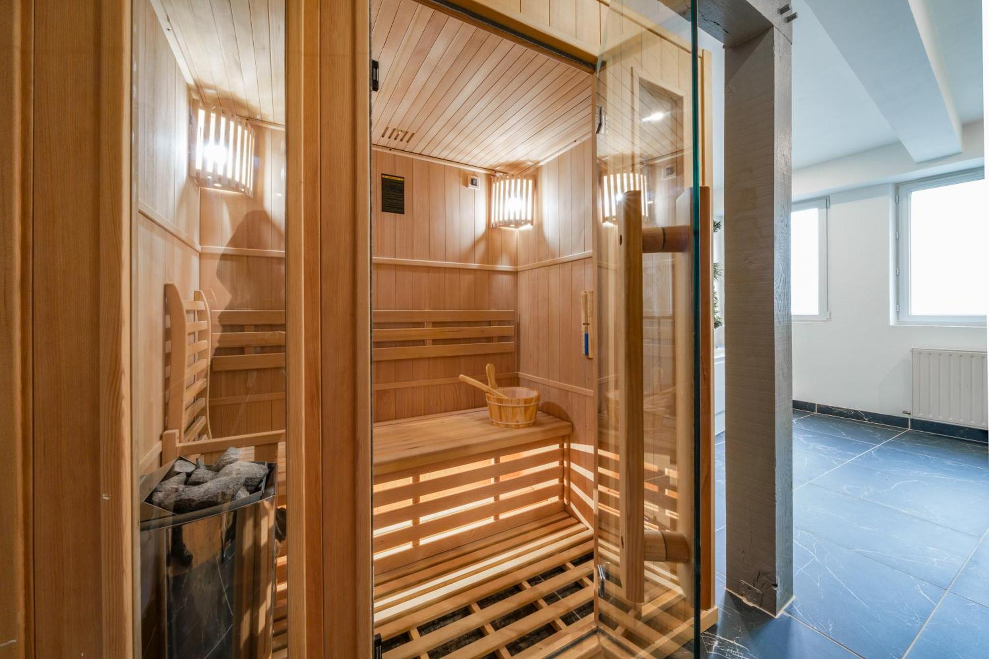 L'Evasion Amboise, Sauna Jacuzzi Екстер'єр фото
